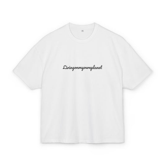 Living on my own planet  Unisex Heavy Tee